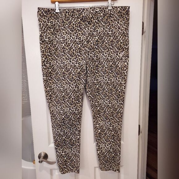 American Eagle High Rise Leppard Soft Stretch Jegging pants jeans Plus sz 24 NWT - Picture 3 of 11